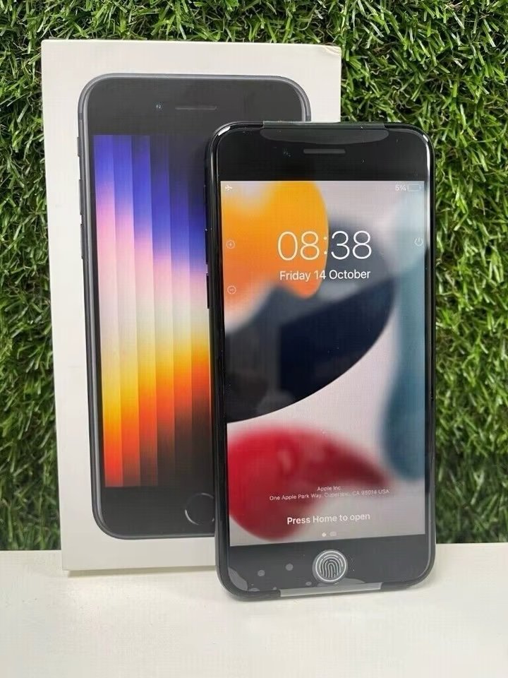Original iPhone SE 3 (2022) 5G SE3 4.7" Unlocked 64/128GB ROM IOS Fingerprint A15 Bionic IPS LCD NFC Small Screen Phone - Image 2